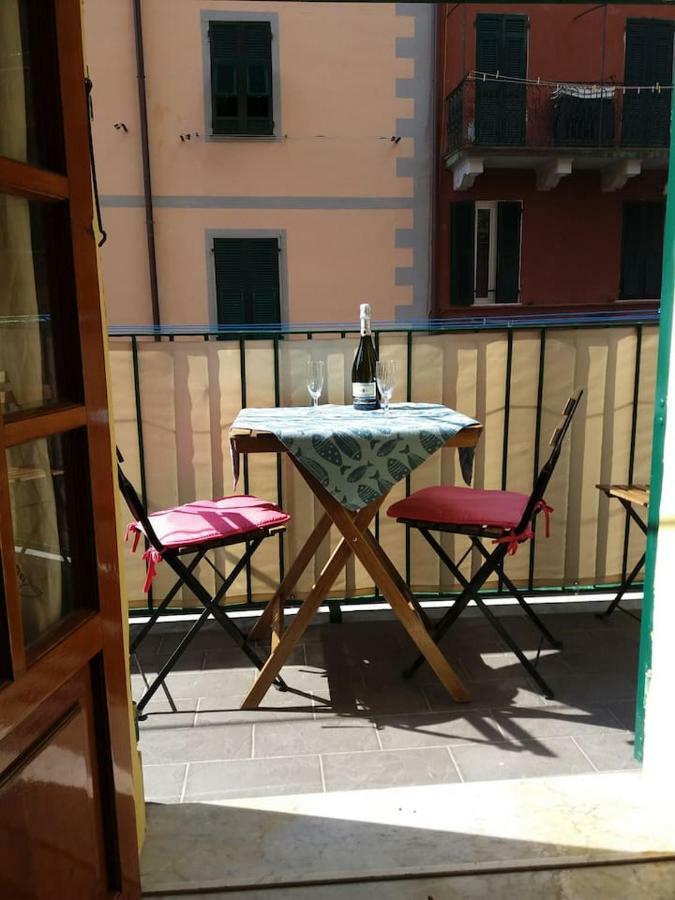 Ca'La Luna - In Centro Con Terrazza Riomaggiore Exterior foto