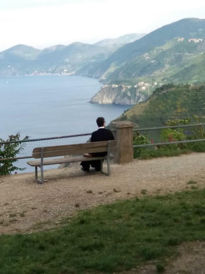 Ca'La Luna - In Centro Con Terrazza Riomaggiore Exterior foto