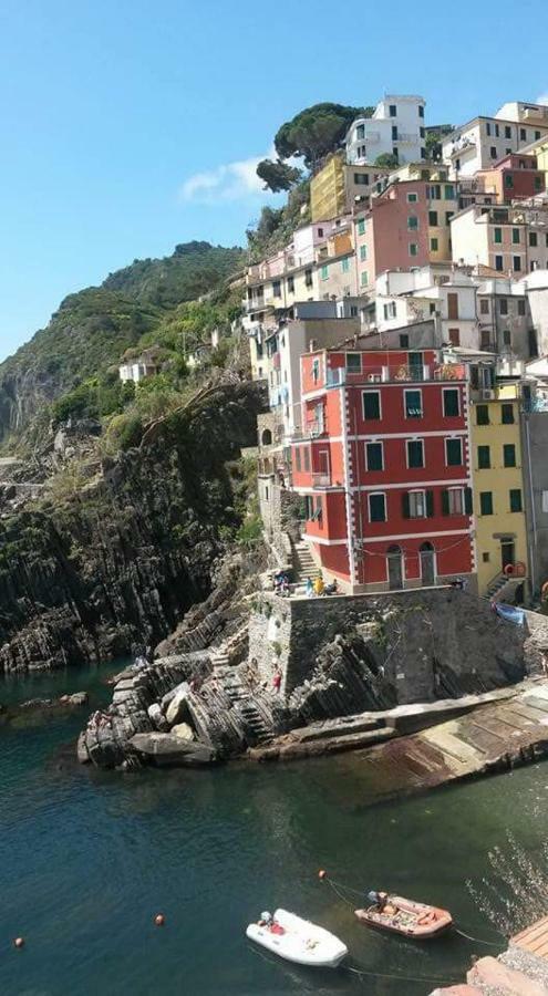 Ca'La Luna - In Centro Con Terrazza Riomaggiore Exterior foto